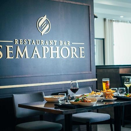 Doubletree By Hilton Montreal Airport Hotel Дорвал Екстериор снимка